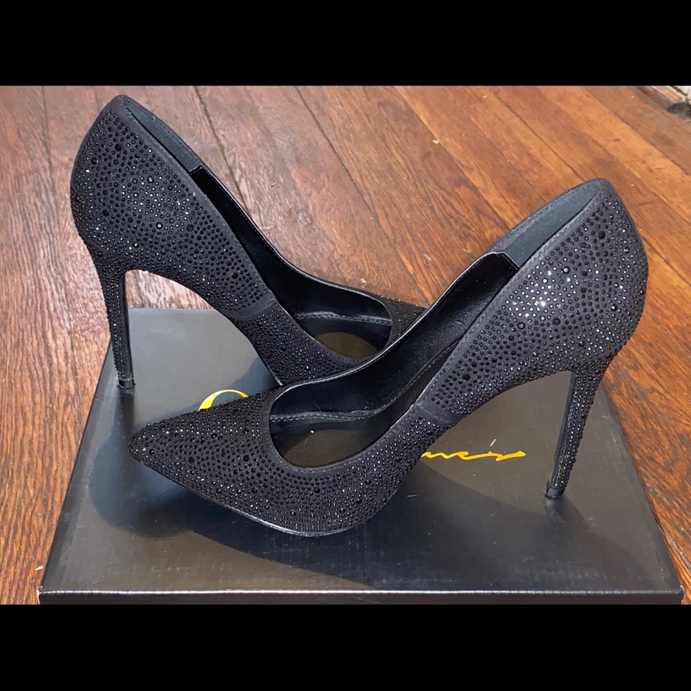 Black sexy heels 😍 just…for… you